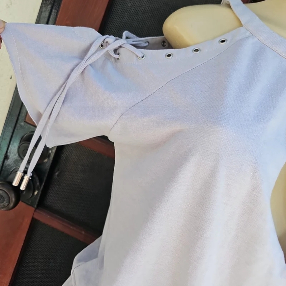 Essue Lavender Drawstring Romper - Picture 2 of 6